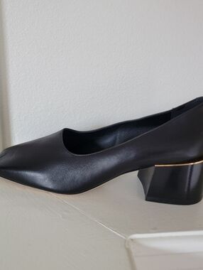 Burberry Black Leather Block Heel Pumps with Gold Accent